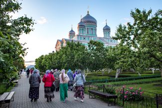 Паломники в Дивеево. 10 июня 2018 года