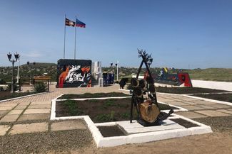 A memorial outside Sorokyne, dedicated to the defenders of the Donbas