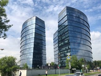 The “Lotus” business center near Moscow’s Nakhimovsky Prospekt subway station, where “Adnow Media” and “Adnow Technologies” have offices