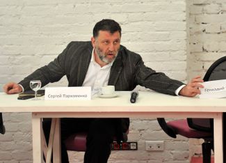 Sergey Parkhomenko at a rally organizing meeting at the Bolshoi Gorod magazine office. December 24, 2011