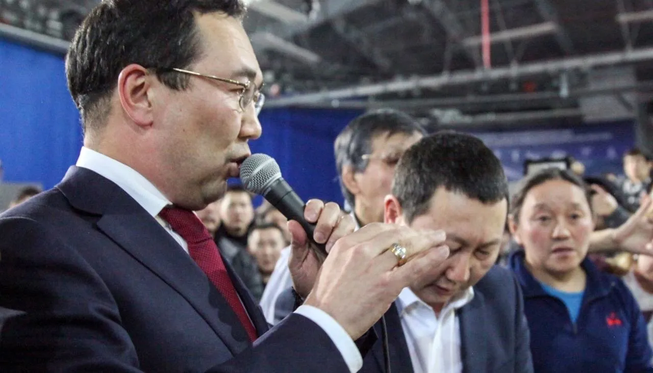 Yakutia’s governor, Aisen Nikolaev, meets with local residents. Yakutsk, March 18, 2019Vadim Skriabin / TASS / Scanpix / LETA