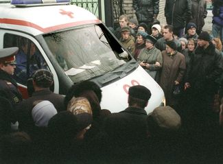 The injured hostages were taken to the hospital by bus. Many relatives had no idea if their loved ones were alive or where they were hospitalized.