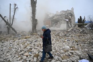 Russian artillery fire destroyed this school in Zhytomyr.