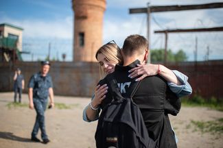 Oleg Navalny with his wife, Victoria