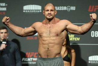 Ivan Shtyrkov poses during an awards ceremony for the UFC Fight Night 149 tournament in St. Petersburg’s Yubileyny Sports Palace. April 19, 2019