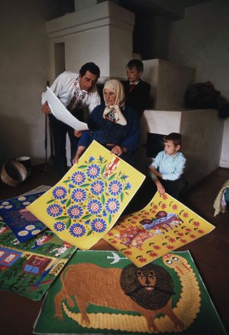 Maria Prymachenko with her son and grandsons. October 1, 1979