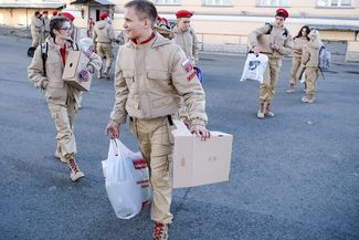 YouthArmy prepare for a Victory Day parade rehearsal at a military school in Yekaterinburg, April 25, 2017