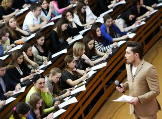 Акция «Тотальный диктант» в Московском педагогическом государственном университете. Текст читает Дима Билан. Москва, 18 апреля 2015 года