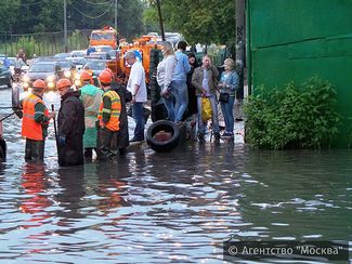 Каспийская улица, Москва