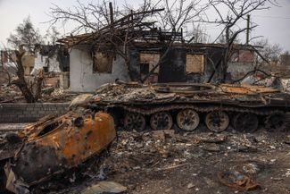 A destroyed Russian tank in Malaya Rohan. March 1, 2022.