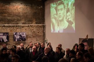 Pavel Sheremet at the funeral of his friend Boris Nemtsov.